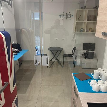 Adam Eric Bed & Breakfast Специя Екстериор снимка