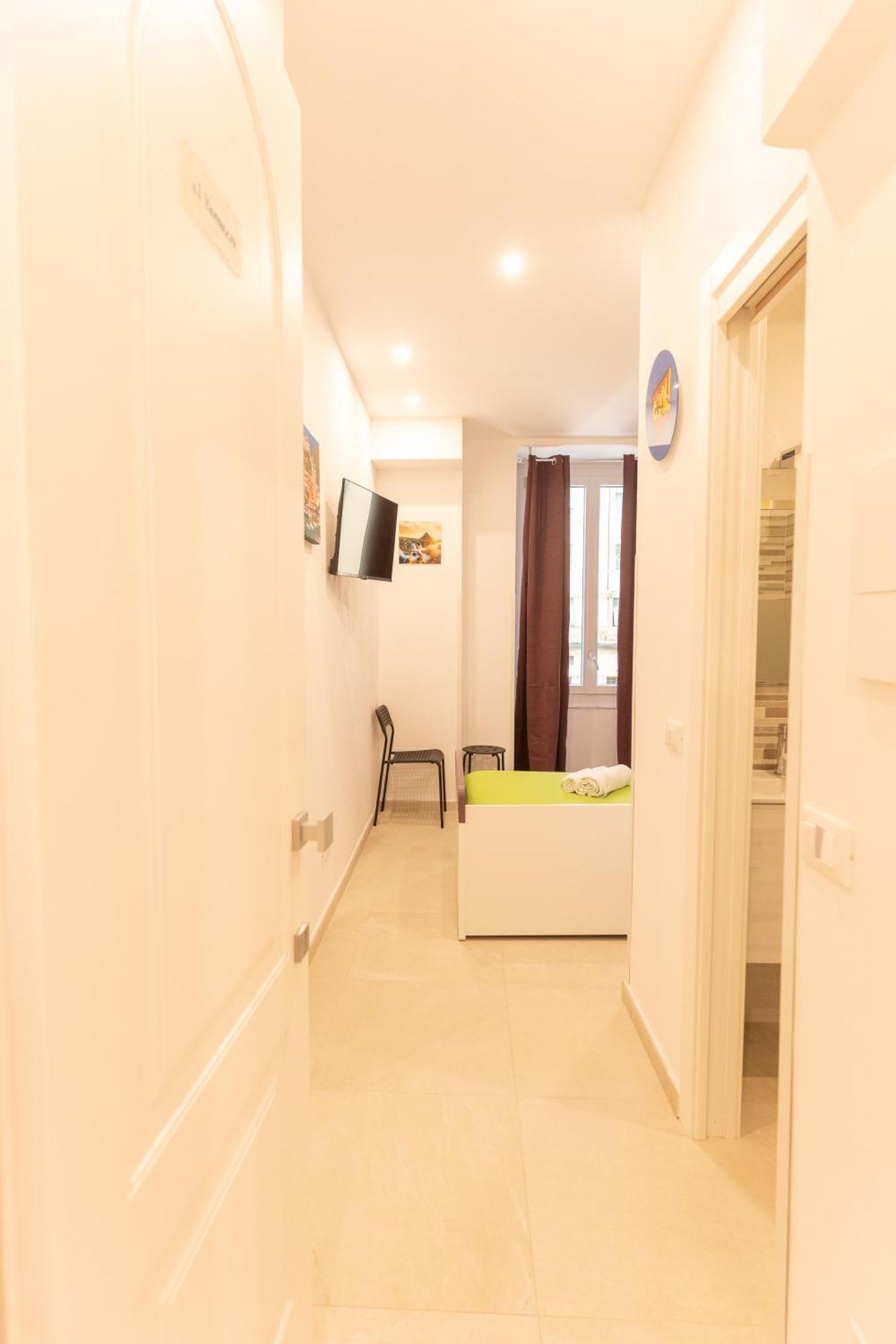 Adam Eric Bed & Breakfast Специя Екстериор снимка
