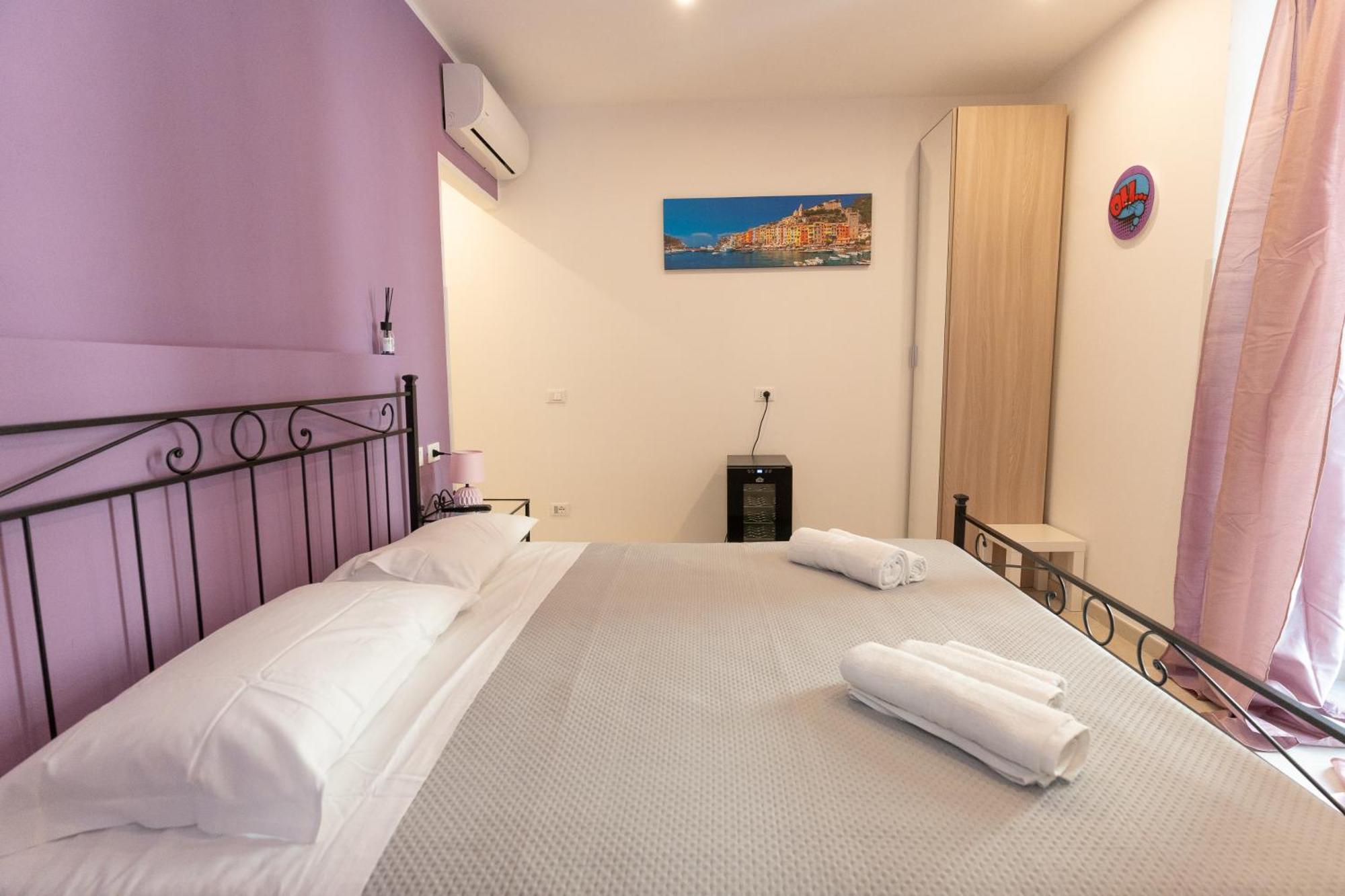 Adam Eric Bed & Breakfast Специя Екстериор снимка